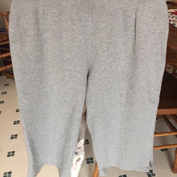 Style & Co. Pants - Grey Capri sweatpants
